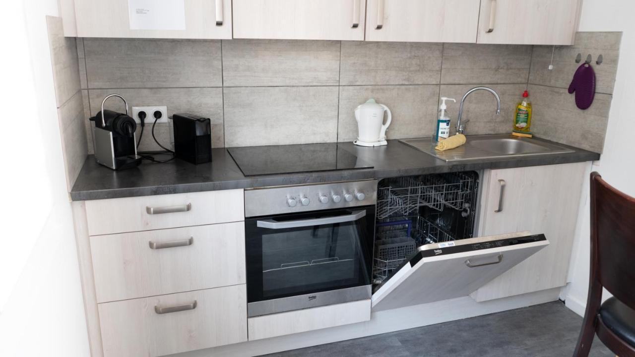 Mama With Aircon Including Parking 2 Cars Apartment Colmar Luaran gambar