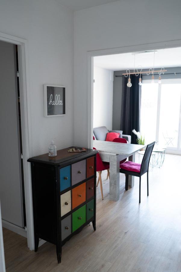 Mama With Aircon Including Parking 2 Cars Apartment Colmar Luaran gambar